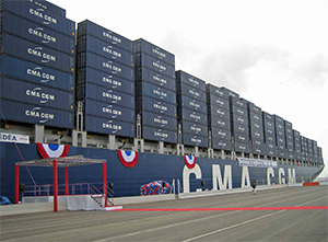 Porte-conteneur CMA CGM