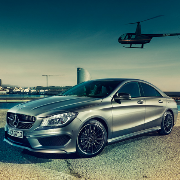 Un Youtubeur réalise la dernière pub de Mercedes